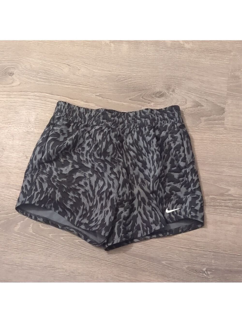 Nike one gray shorts size large